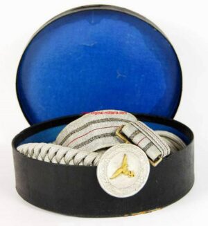 LW/ Caja con Set de Cordón y Cinturón con Hebilla con Águila 1er modelo
